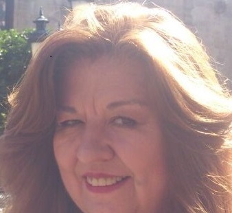 <span style="font-weight: bold;">Lucía Curiel </span>
